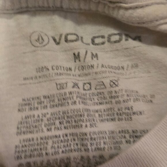 Volcom Tee - Picture 2 of 3